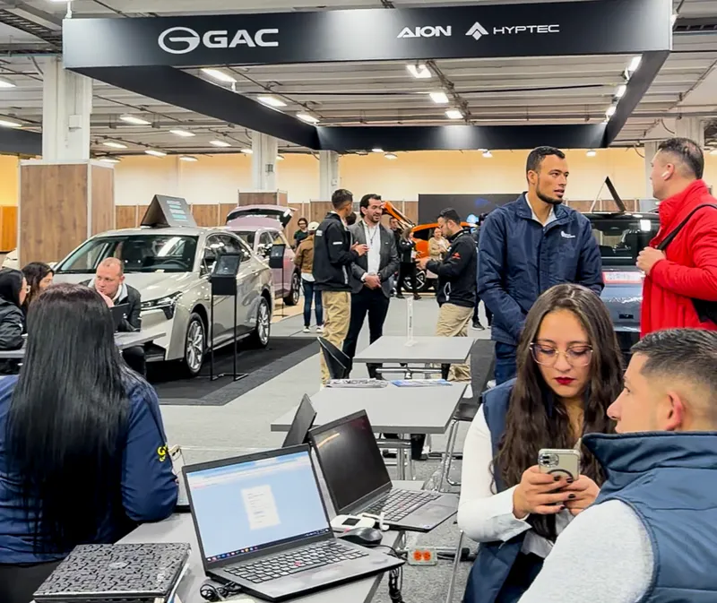 stand salon del automovil