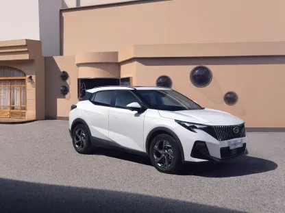 Línea de camionetas GAC Motor 2026 recorriendo las carreteras de Colombia.